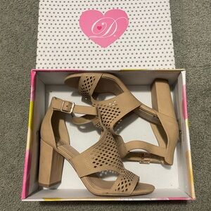 Women's Tan Block Heel Sandals